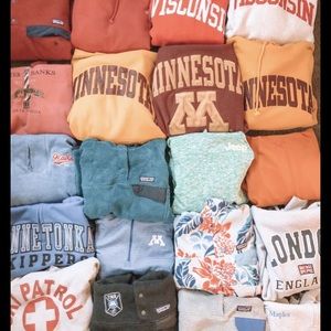 ISO vsco/oversized hoodies!!!